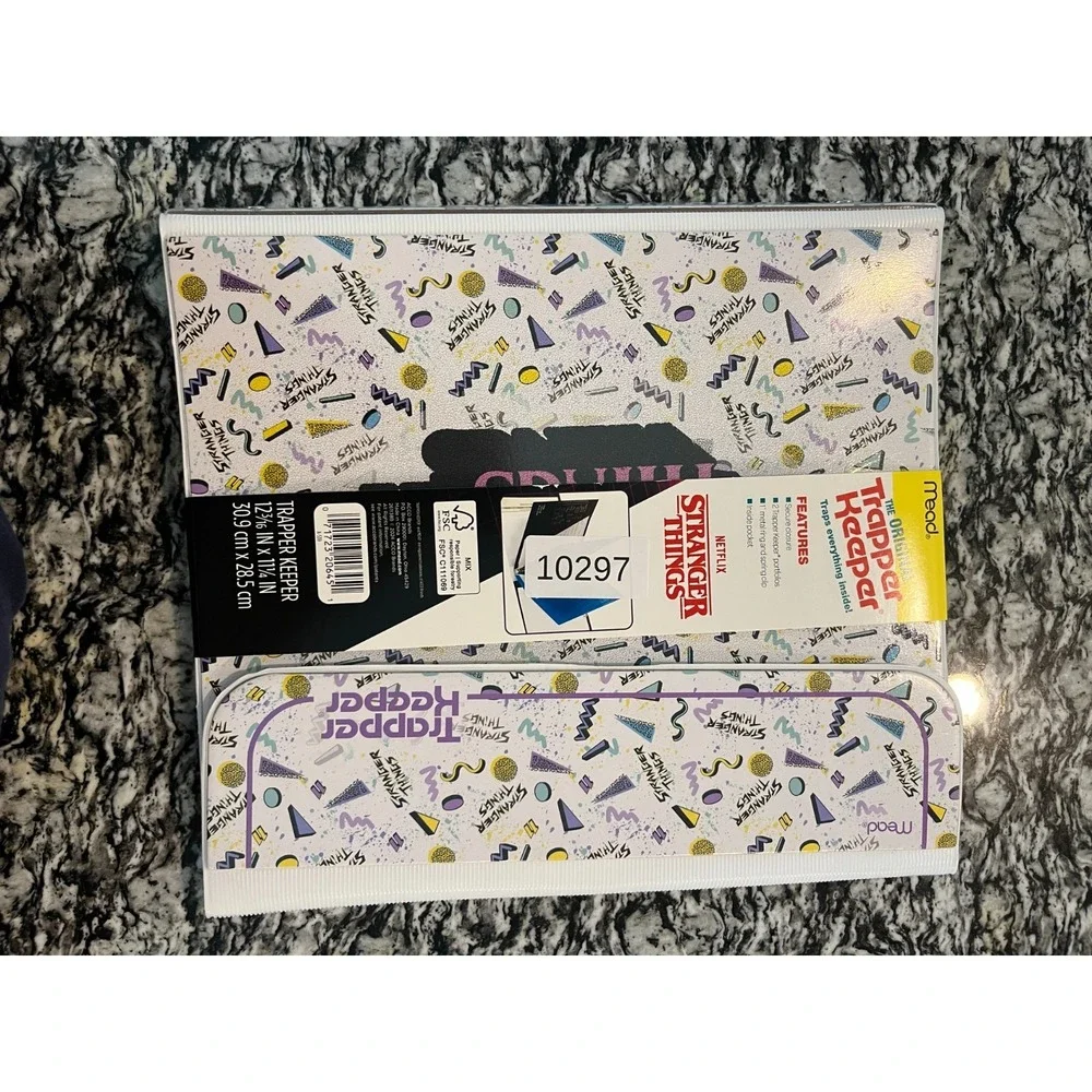 Acco Stranger Things Yearbook Mead Trapper Keeper 1